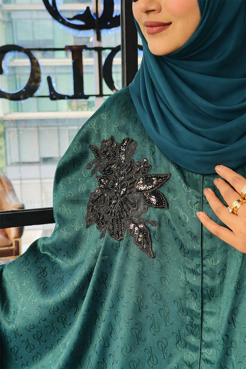 Emerald Jacquard Pocket sleeve Abaya + Hijab (Combo) 1225 000461